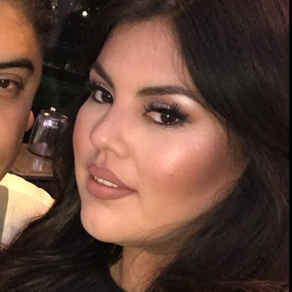 Meet your Posher, Gabriela